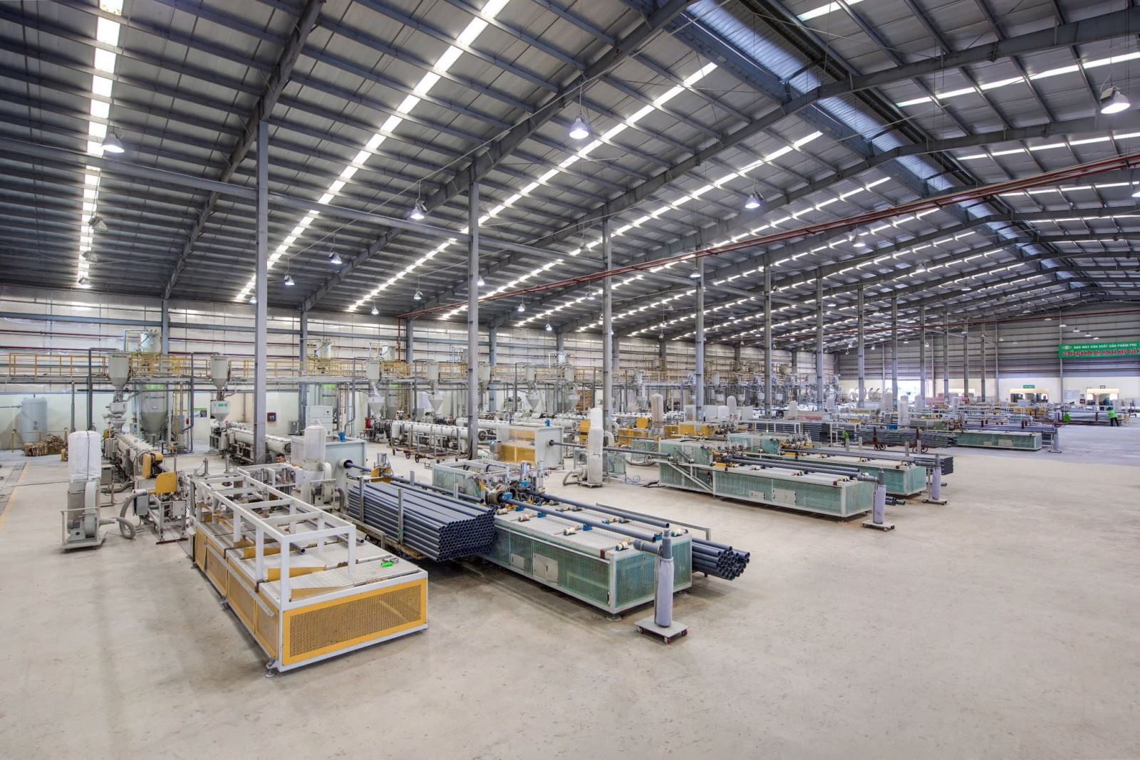 xưởng sản xuất ống nhựa tiền phong